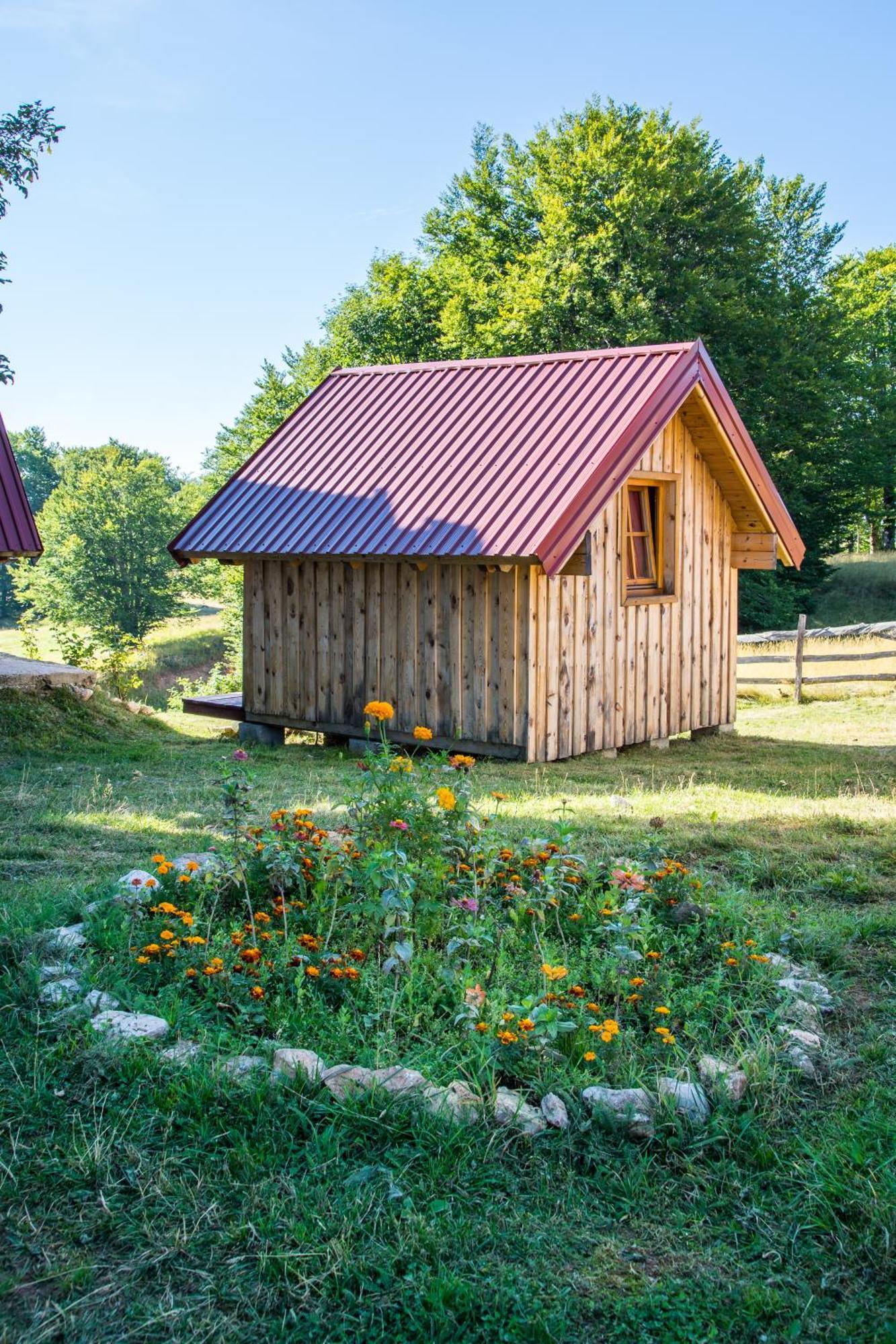 Maple Bungalows Zabljak  Exterior photo